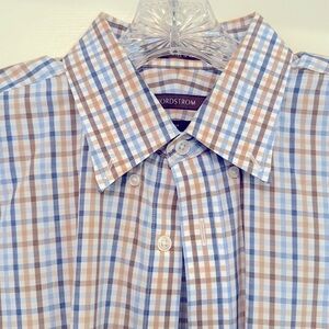 Nordstrom traditional fit short sleeve shirt